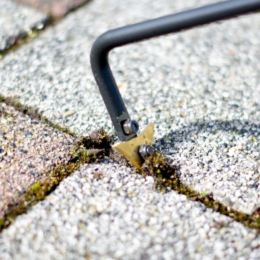 FugenKing FLEXI - Der Fugenkratzer mit Verschleißschutz inkl. Einsähhilfe und Teleskopstiel