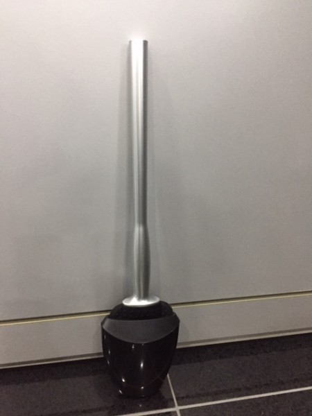 WcWunder - borstenlose Bürste - Exklusiv mit Wandhalterung